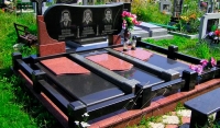 Памятник