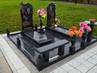 Памятник