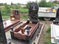 Памятник
