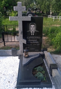Одинарный памятик из габбро