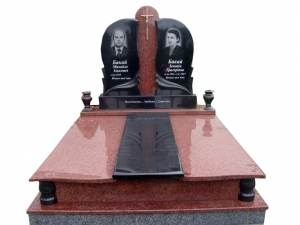 Памятник